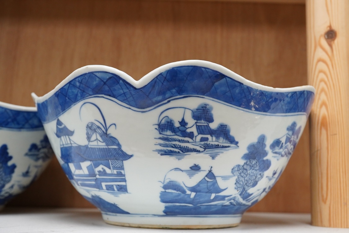 A pair of early 19th century Chinese blue and white bowls, 26cm in diameter